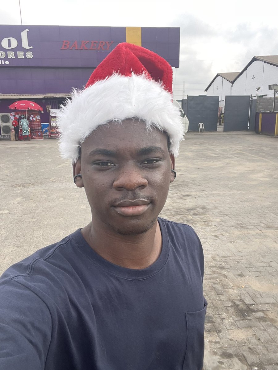 Tomilola Oluwafemi tweet media