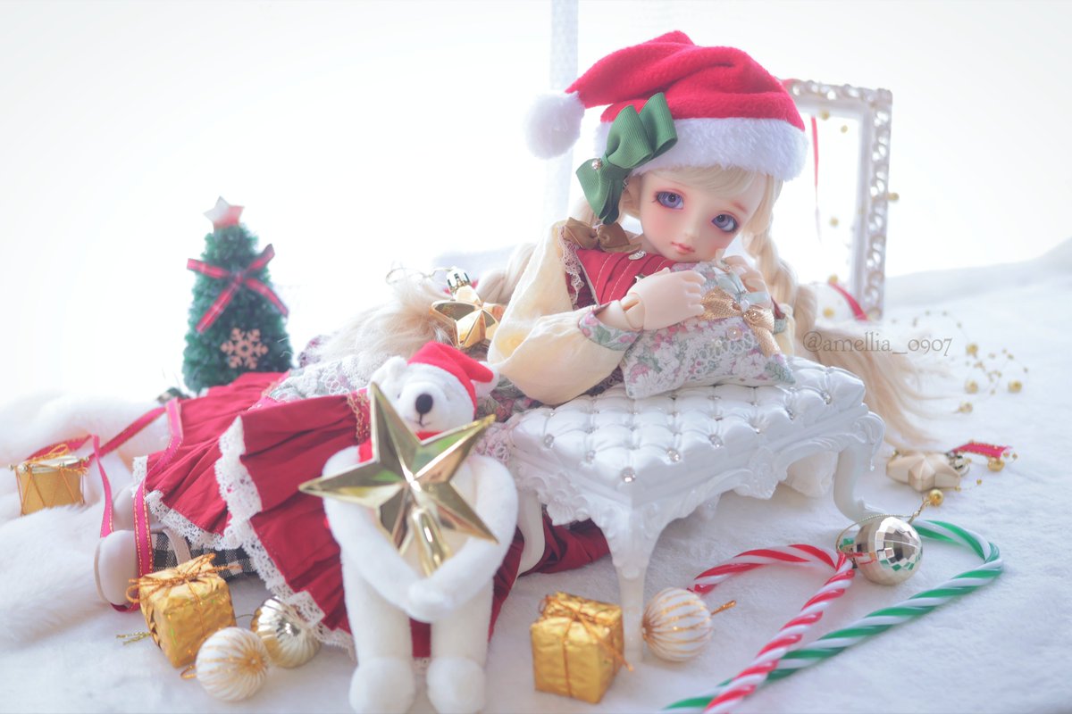 amellia_0907's tweet photo. 引きの写真も🤭
わりとSDMボディの限界ギリギリを攻めたポーズをしていました😂
#SDM50 #sdm_f_50 https://t.co/Yd6pvbKeuI