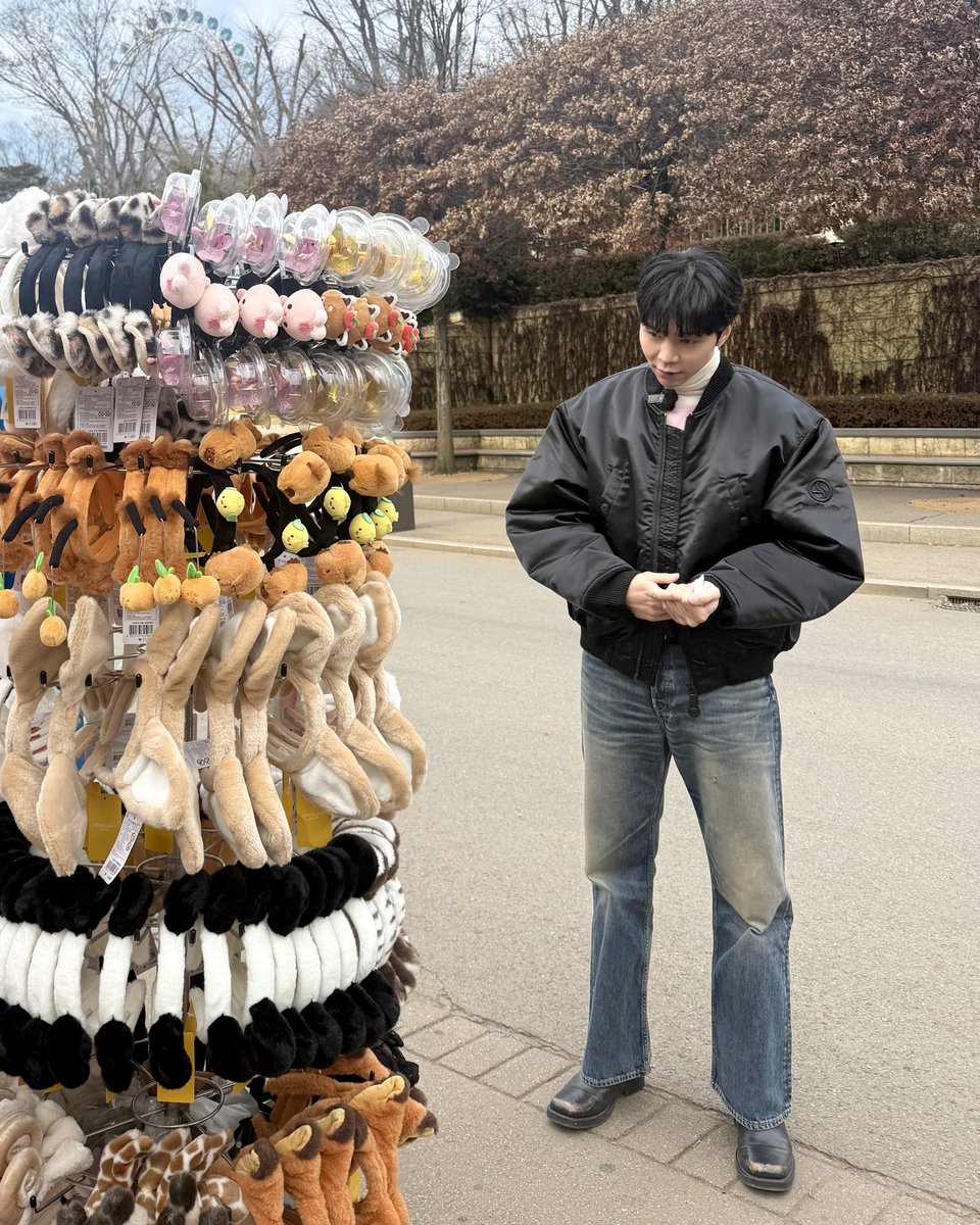 NCTsmtown's tweet image. /ᐠ. .ᐟ\.𖥔 ݁🎡🏰

#JOHNNY #NCT #NCT127 
#쟌소리 #JOHNNYSAYS