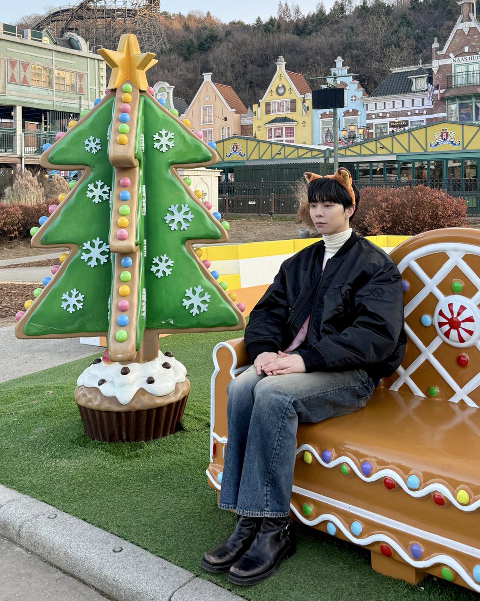 NCTsmtown's tweet image. #JOHNNY #NCT #NCT127 
#쟌소리 #JOHNNYSAYS