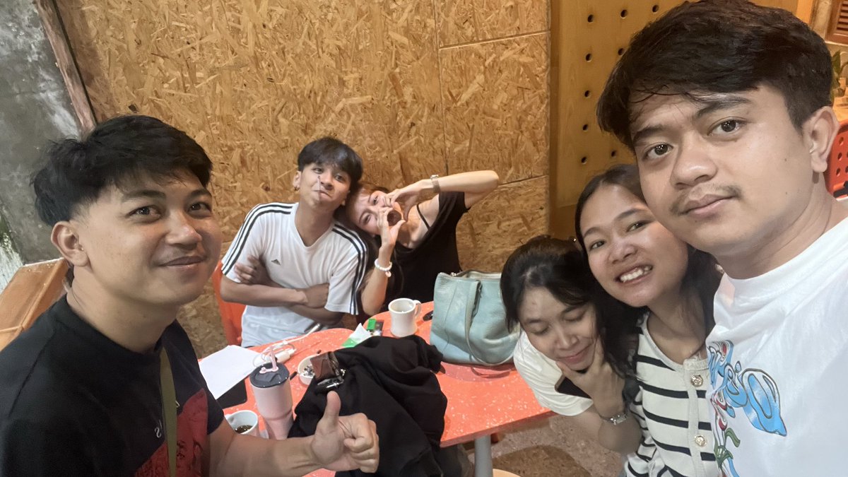 Kalapamudaaa's tweet photo. @bagindaxhill kamana nya teu aya ngiring guyub https://t.co/ofqnJFagjF