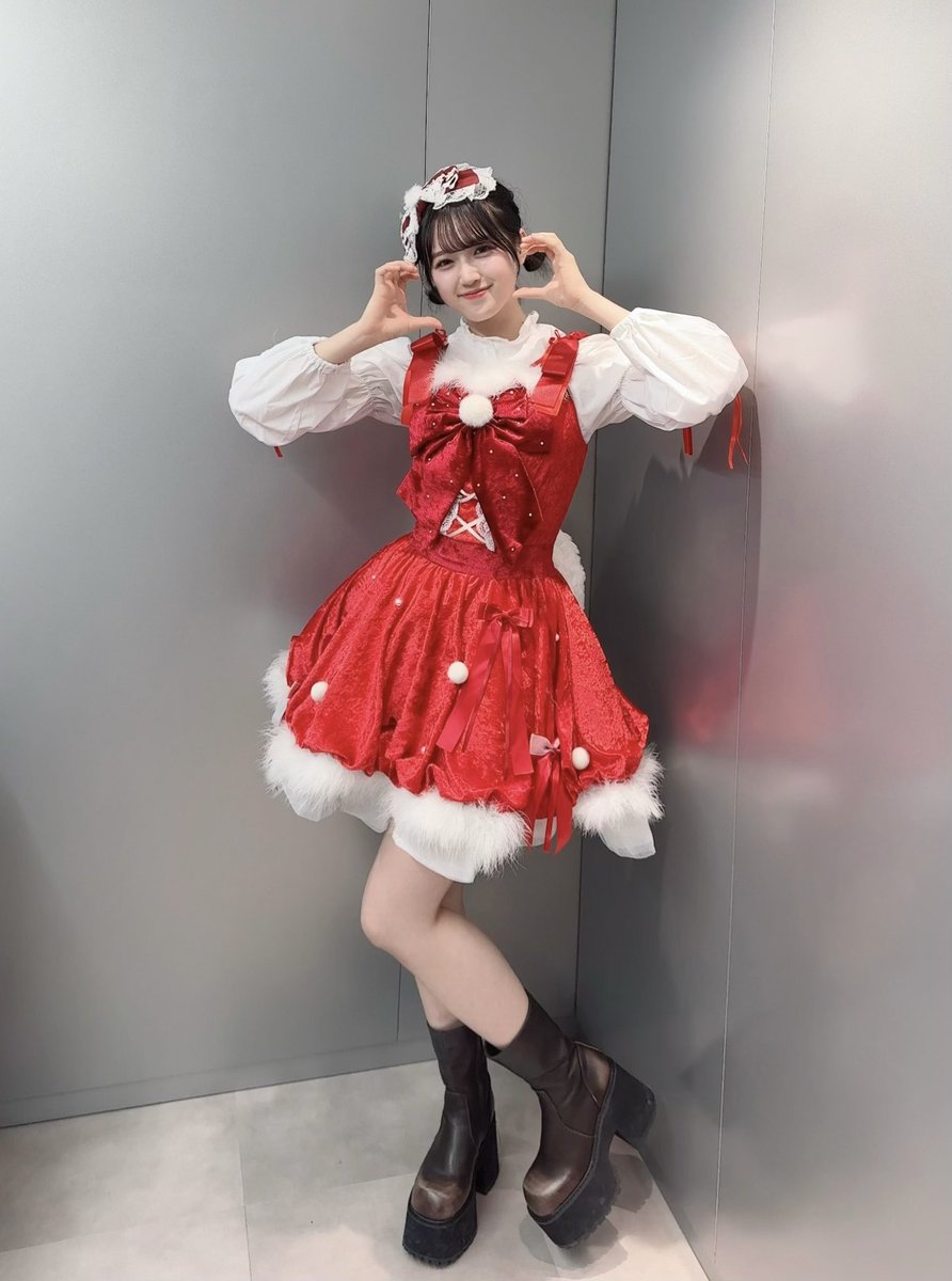 クリスマスオンライン特典会 ありがとうございました🤍🎄˚.⋆𝜗𝜚