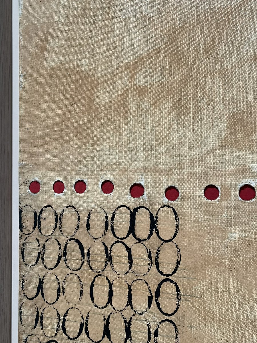 アンチ・アクション展には、14人の女性前衛作家が紹介されているのです