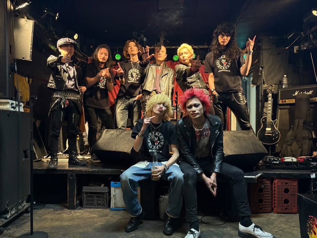 JamMayhem tweet media