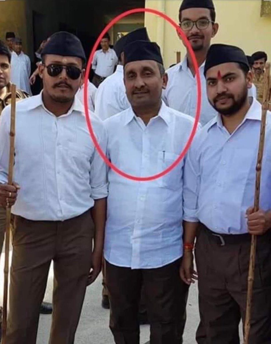 ये तस्वीर बताती है कि रिहाई क्यों मिली.

अगर आप शाखा वाले हो तो आपको खरोंच भी नहीं आएगी....