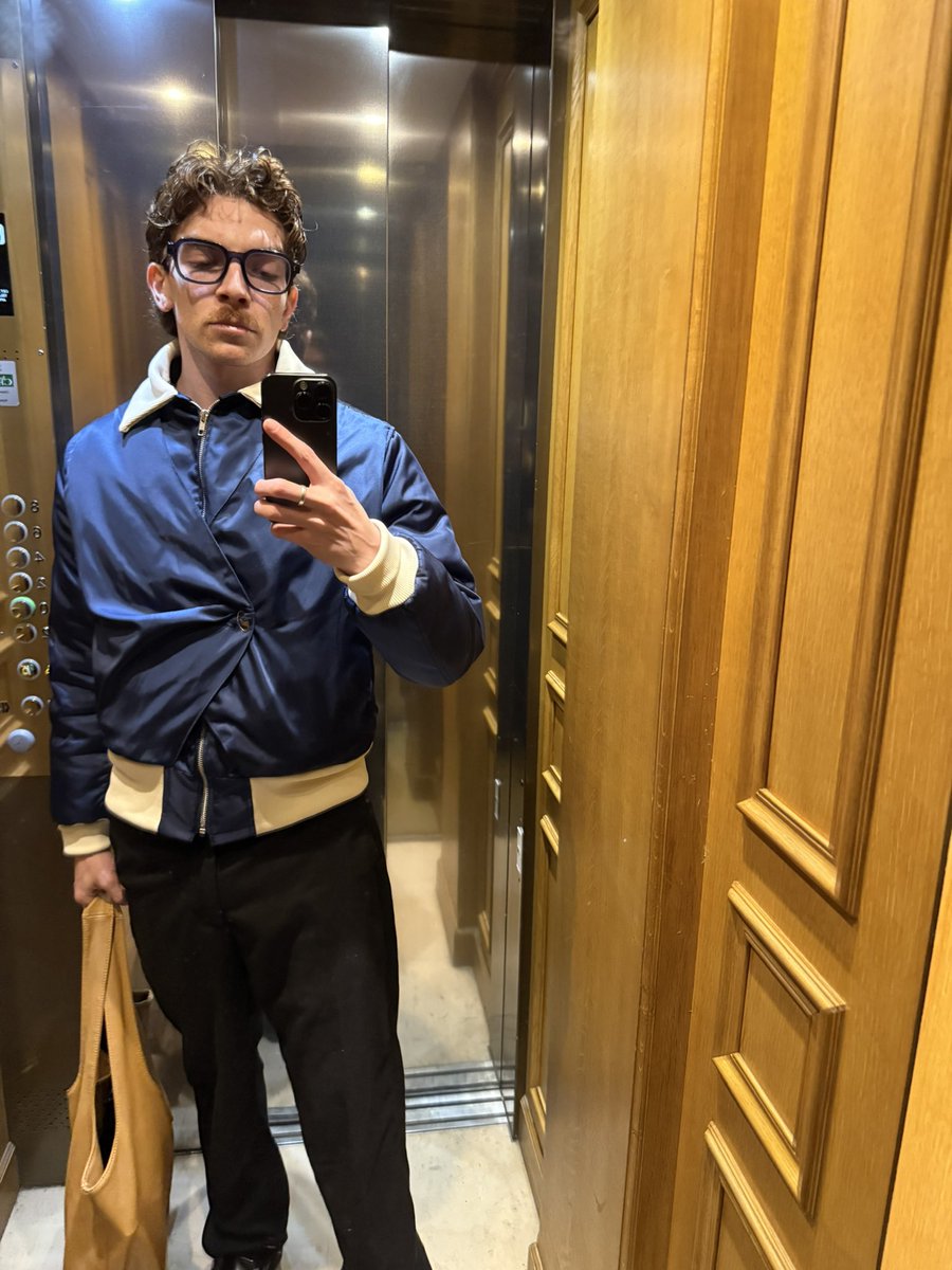 _benjamin_robin's tweet image. wearing all Benjamin Robin