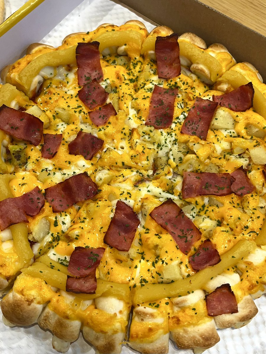 피자스쿨 오지치즈포테이토에 고구마무스 추가 치즈바이트 변경 
너무 맛있어서 또 시켜먹었어요 불닭이랑 같이 먹었는데 진짜 존맛