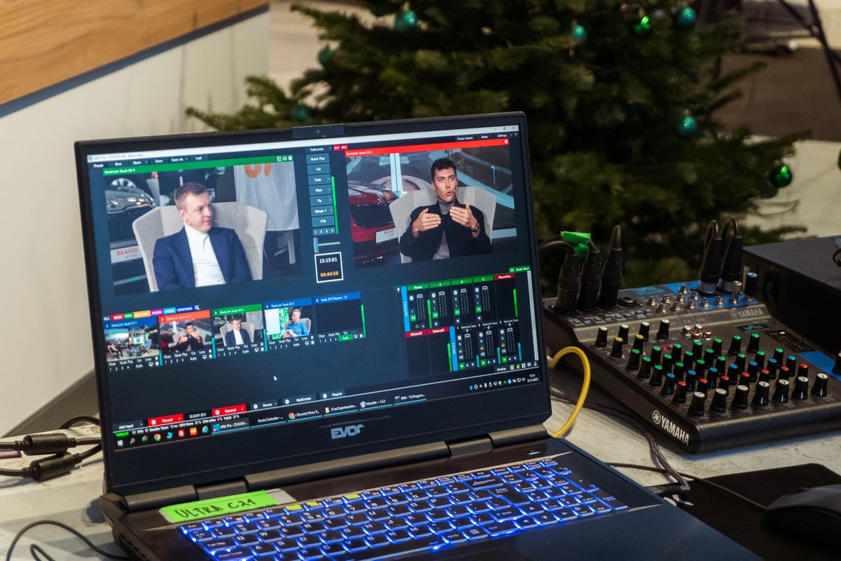 eXi Sports tweet media