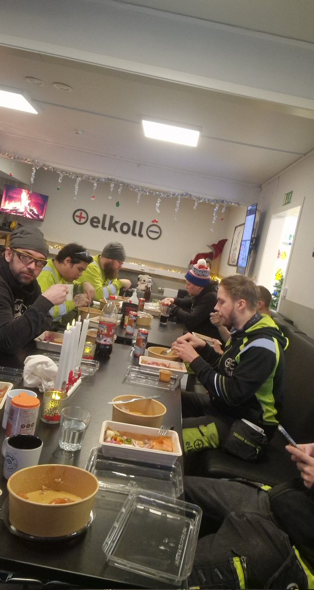 Hamsterhjulet ska snurra även under julen! God jul kamrater🎅⛏️