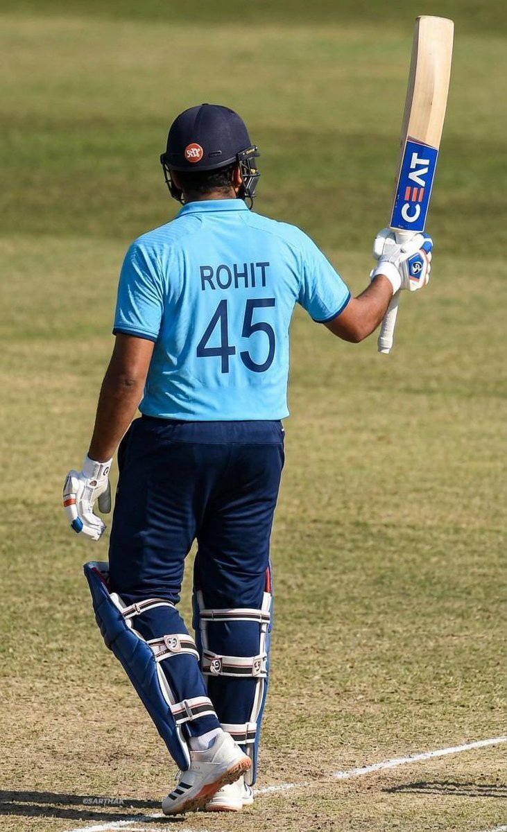 ImMayank_45's tweet image. 155(94) , 18 fours , 9 Sixes 🔥🥶
He is Rohit Gurunath Sharma.
#Rohit