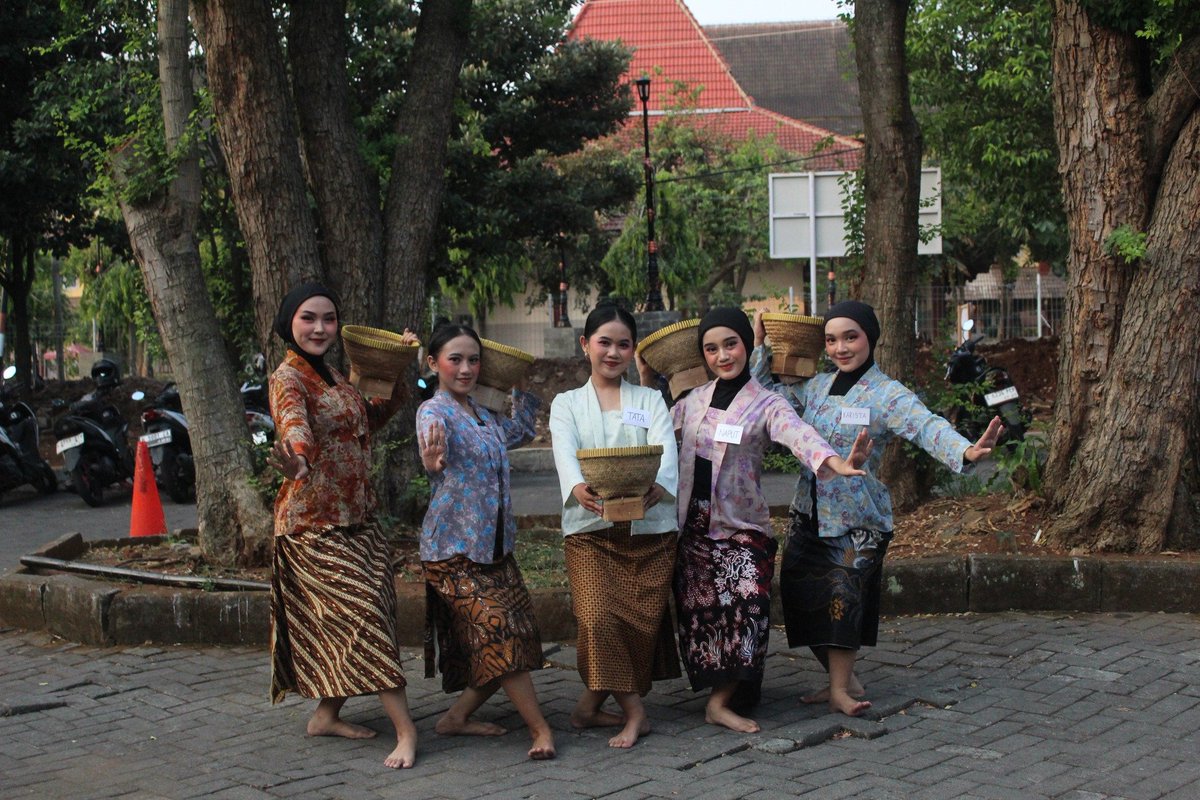 UKM Kesenian Jawa UNDIP tweet media