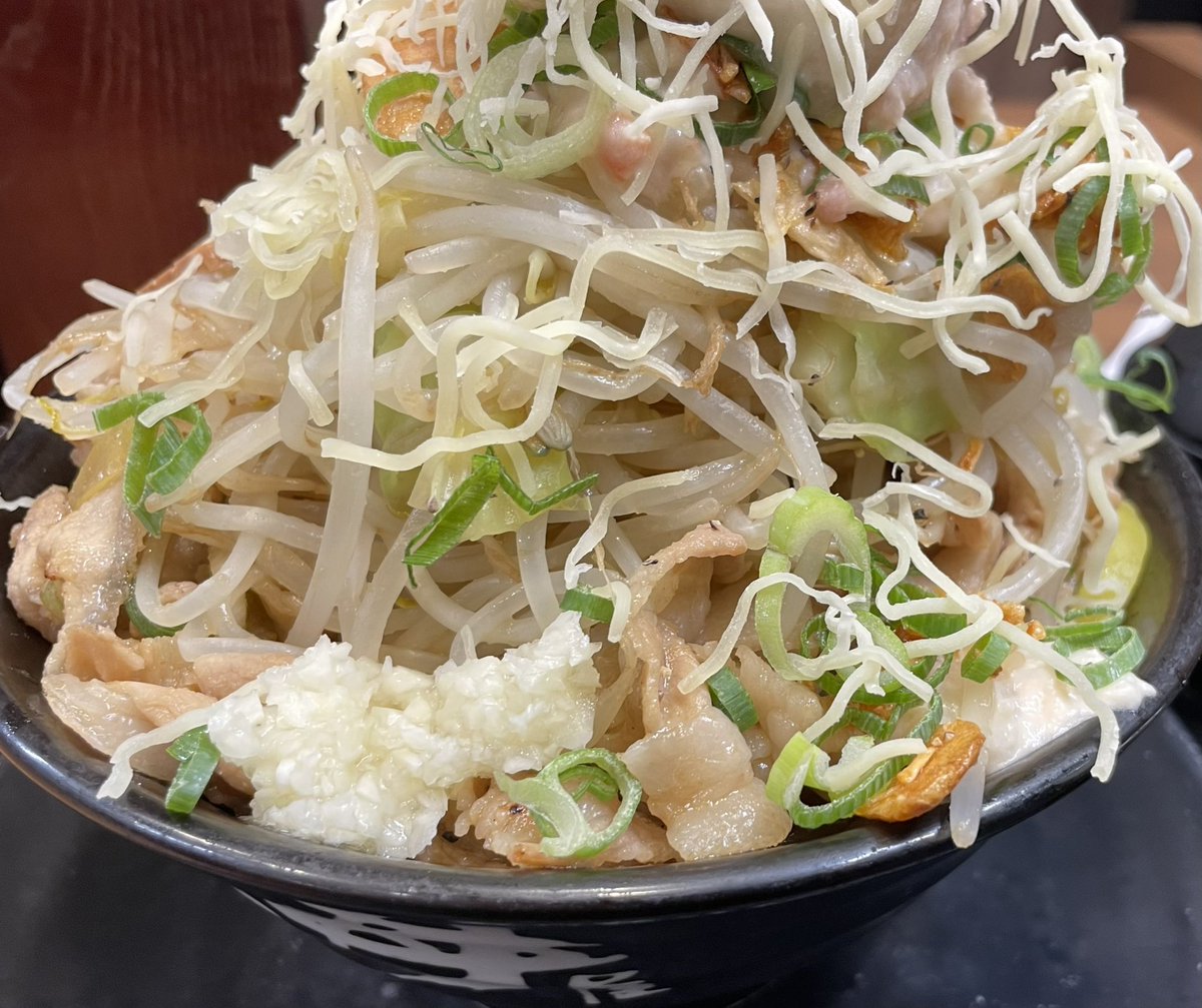 まめにゃん🍜🐈 (@mame0635) / Posts / X