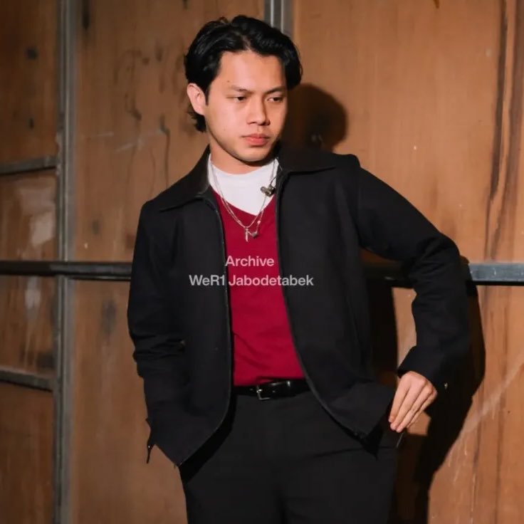 ąყყ tweet media