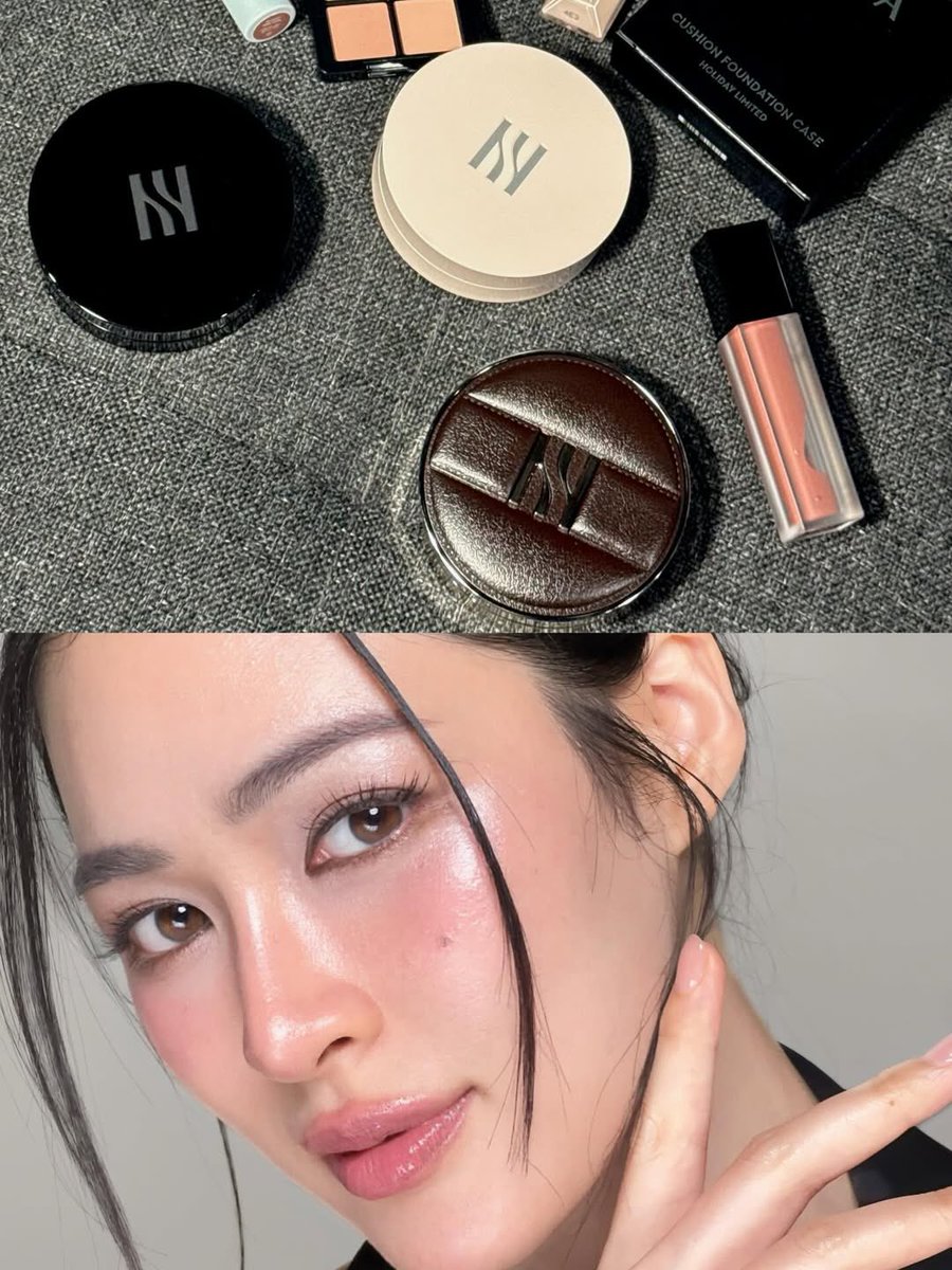 KwongTrendology's tweet image. ʟɪɴɢʟɪɴɢ ᴋᴡᴏɴɢ • ɪɢ ᴜᴘᴅᴀᴛᴇ 2025.12.24 
ɴᴇᴡ ᴘᴏꜱᴛ ꜰʀᴏᴍ ʟɪɴɢʟɪɴɢ💫
📍 @linglingsirilak 
HERA's Cushions🖤

ALL THAT GLAM with HERA Holiday cushion case🤎✨

#HERAThailand  @HERAThailand 
#HolidayCollection
#linglingkwong #หลิงหลิงคอง