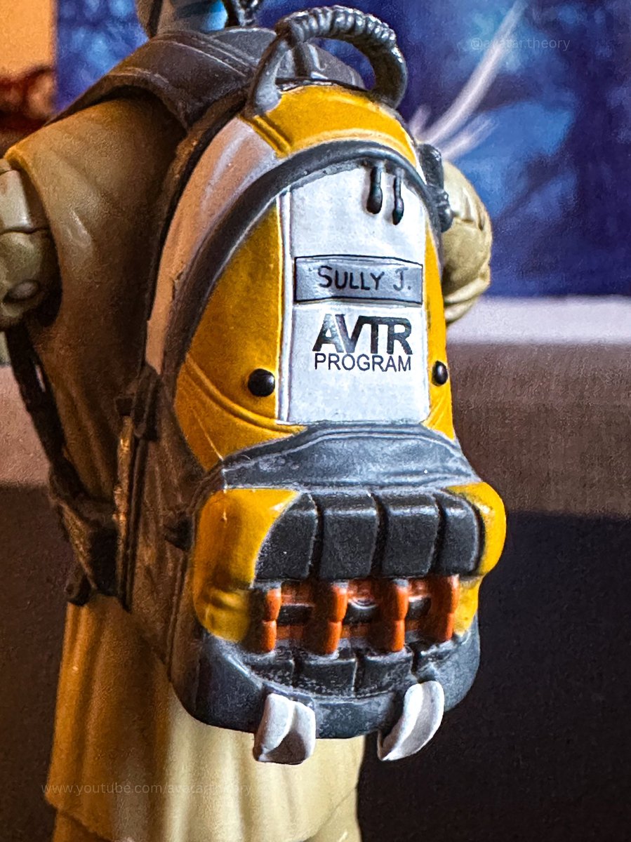 TheAvatarTheory's tweet image. Still one of my favorite pieces in my collection. The collector’s edition of the 2009 Avatar game. Great box art, solid extras, and a Jake Sully figure that still looks fantastic years later.

#Avatar #CollectorsEdition