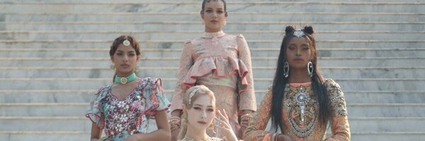LizaSimpson34's tweet photo. We've got a new Lumina groupchat if anyone wants to join
#BLACKSWANIS4
#DRMUSIC
#BLACKSWAN https://t.co/81rXZx79qm