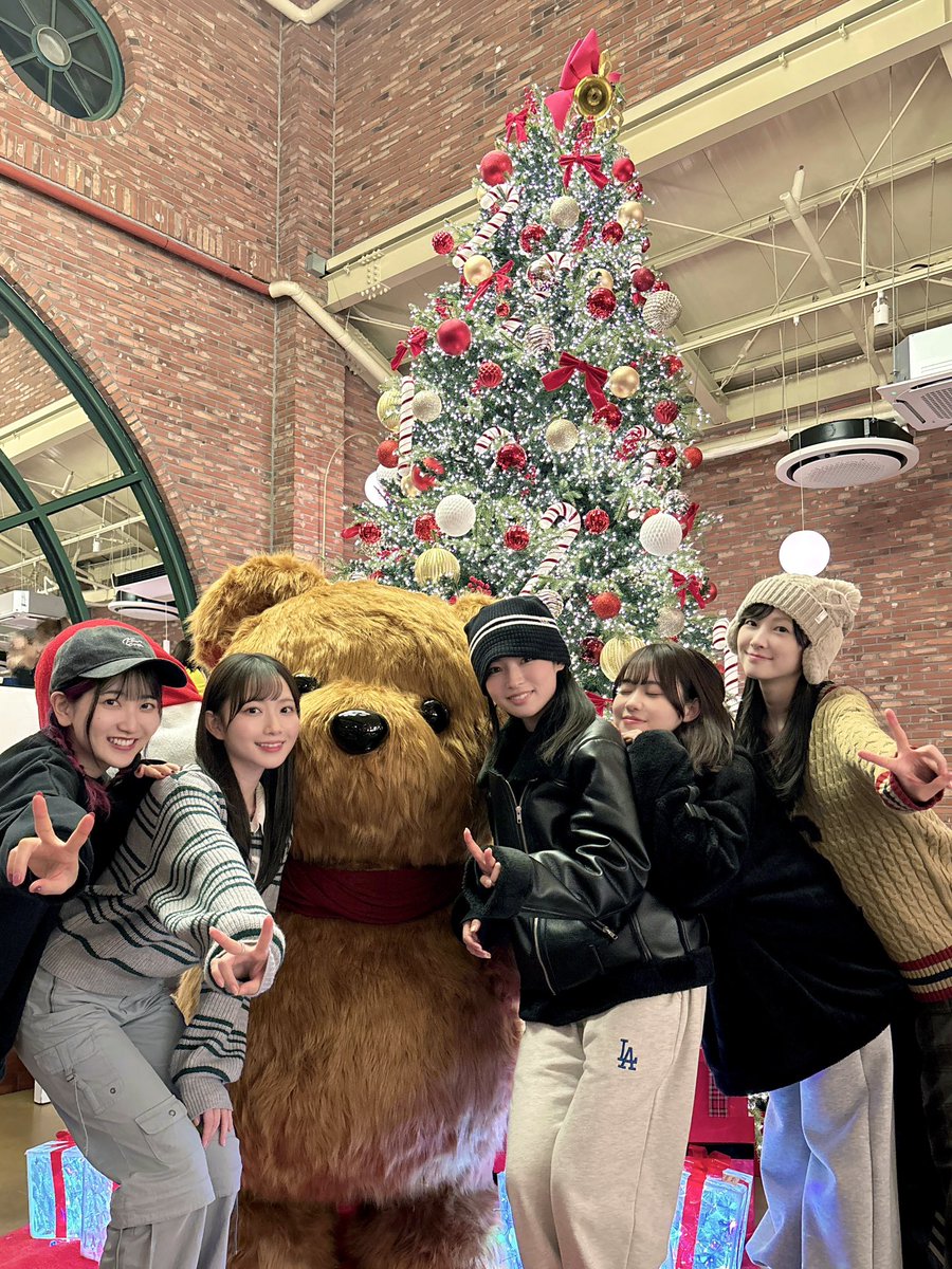 AoyamaNagisa's tweet photo. メリークリスマスイブ🧸 https://t.co/sg8niSx5A6