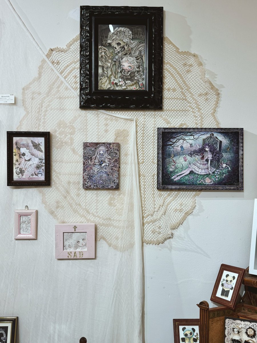 LunarMarket Romantic ART Store
Will open tomorrow🪽