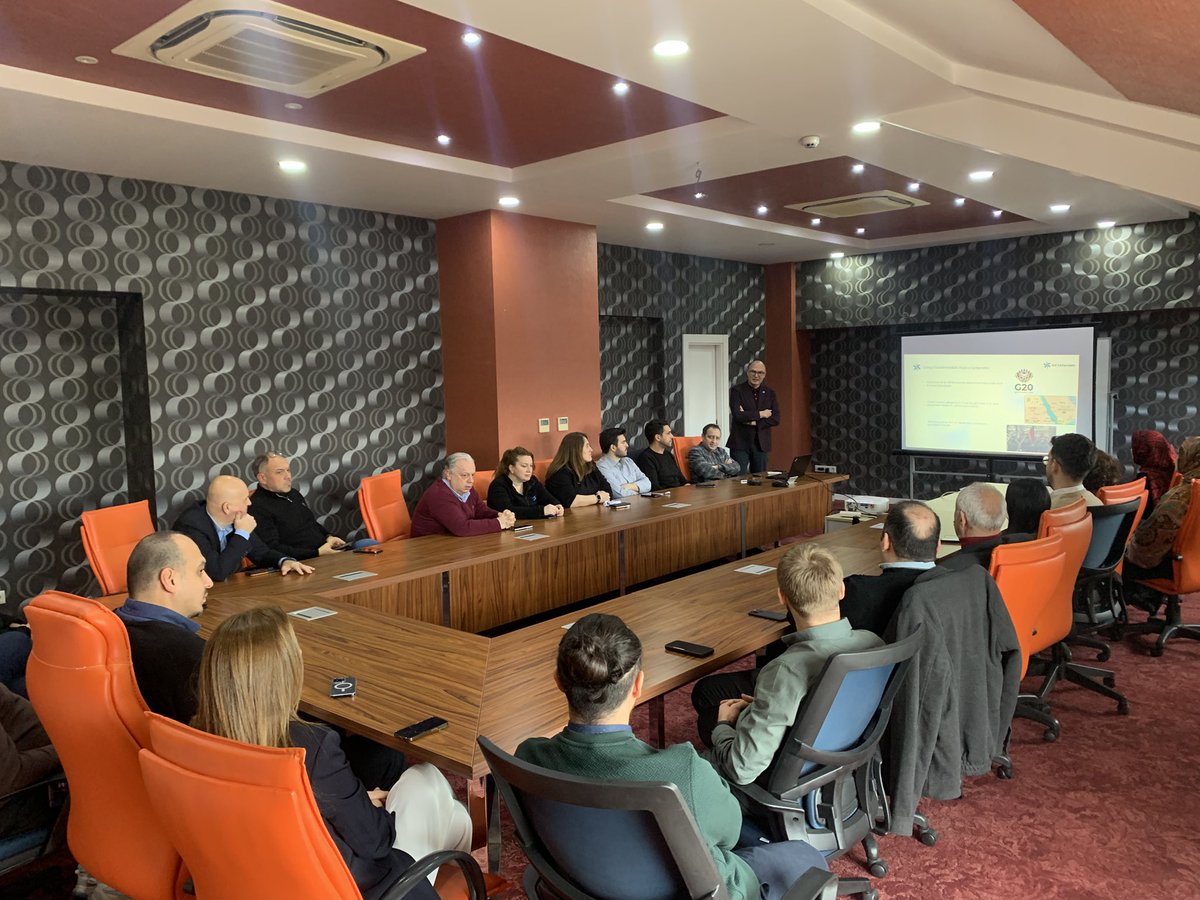 İstanbul merkez ofisimizde, değerli ekibimizle birlikte 2026'yı karşılamanın heyecanını yaşıyoruz🎄 

Yeni yılın hepimize sağlık, mutluluk ve başarı getirmesini diliyoruz🎂

Bizi ziyaret edin.
3-s.com.tr <a href="/3s_muhendislik/">3-S Mühendislik</a>
3steknik.com.tr <a href="/Teknik3S/">3-S Teknik</a>