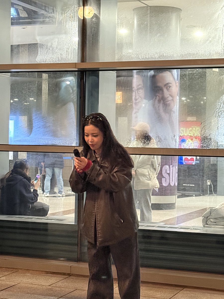 연애는... tweet media