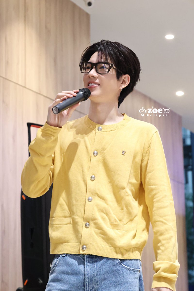 zoe412420's tweet image. 💛.
 #BurnoutSyndromeSeries
#BurnoutSyndromeSeriesEP5 
#OffJumpol #ออฟจุมพล
@off_tumcial