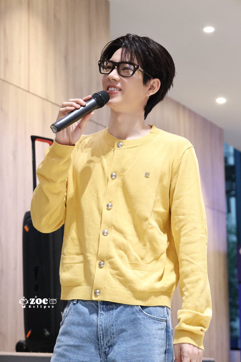 zoe412420's tweet image. 💛.
 #BurnoutSyndromeSeries
#BurnoutSyndromeSeriesEP5 
#OffJumpol #ออฟจุมพล
@off_tumcial