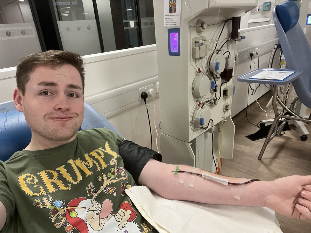 Merry Christmas Eve!! Blood is still needed over Christmas so I’m here in Brum donating my 54th plasma  for <a href="/GiveBloodNHS/">NHS Blood Donation 🩸🩹</a> Tis the season of giving so please donate if you can ❤️❤️