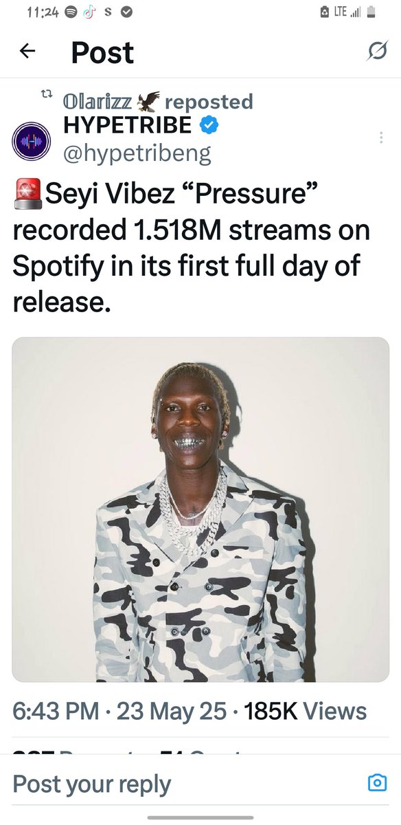 RaW tweet media