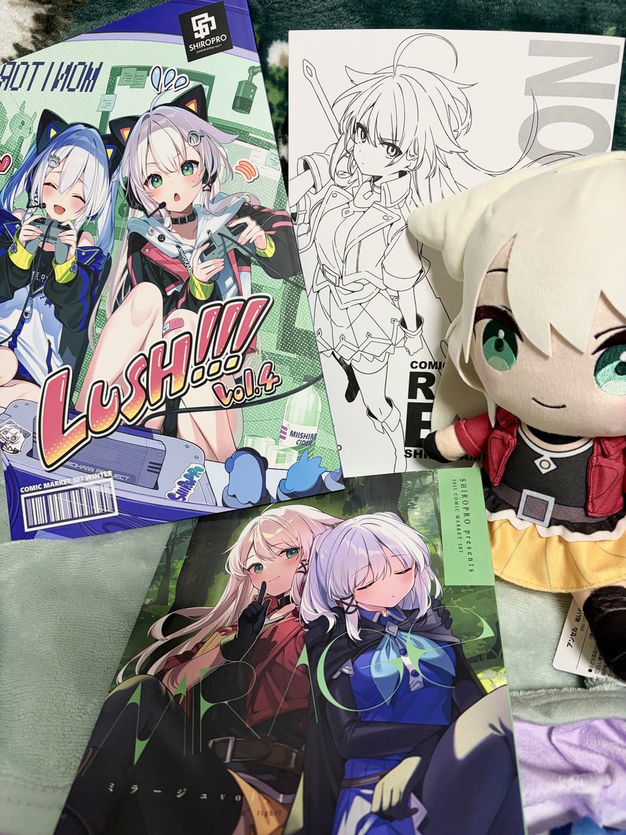 冬コミ新刊のサンプルが全て揃った！✨️ 印刷良い感じです～