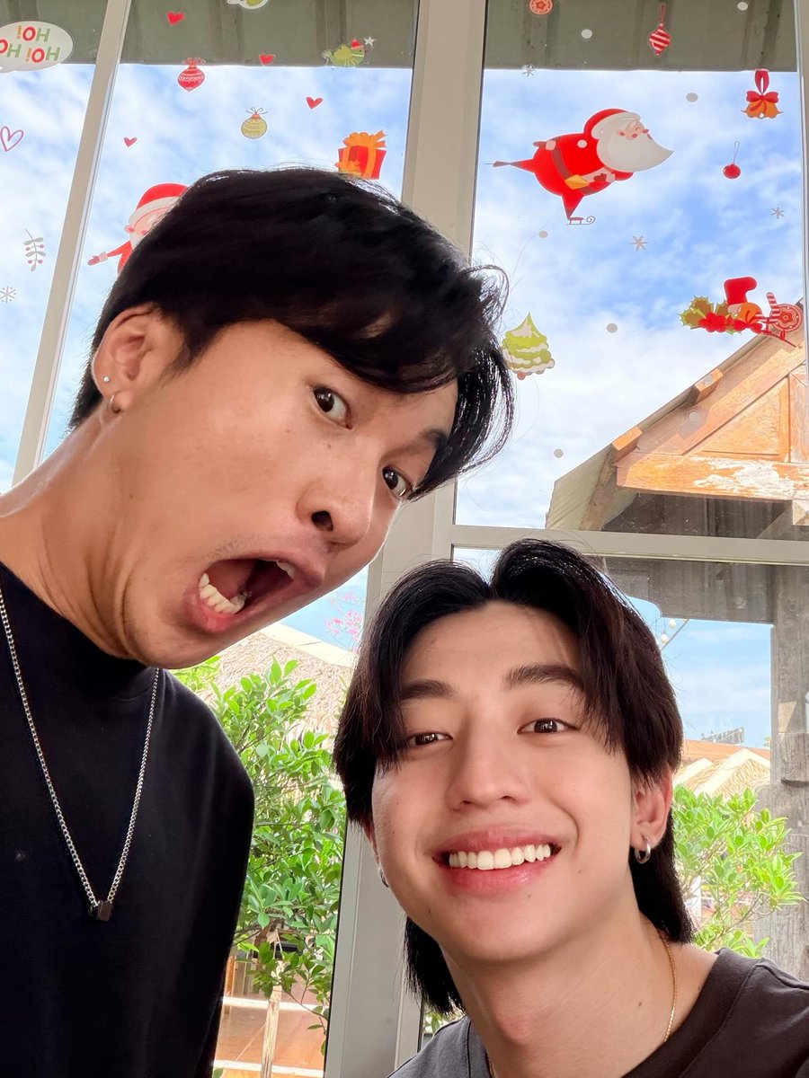 dimxjjp's tweet image. คนยโสกับคนอุบล 😁