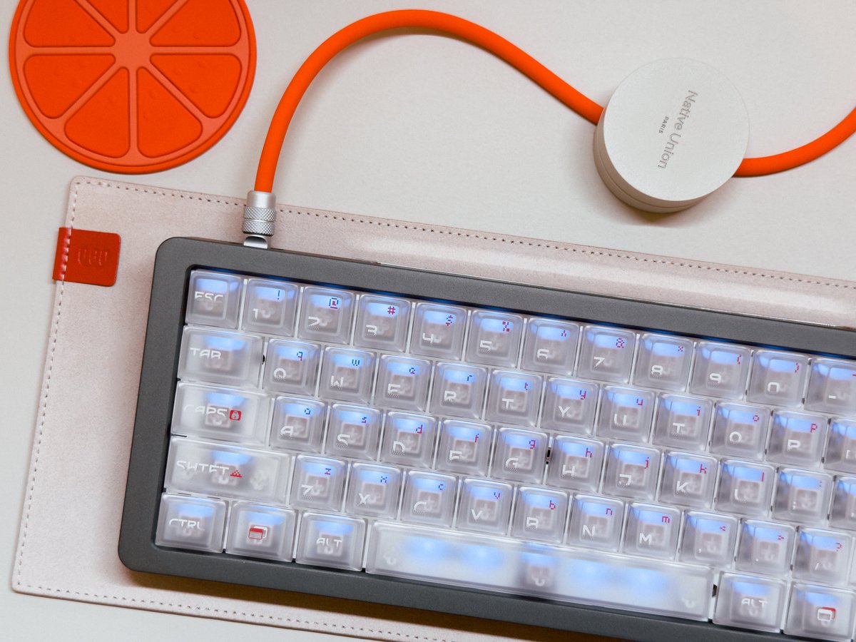 Wooting Optimum x Frontier Shadow keycaps🤍 トータルデザインも良く、表面のフロスト加工が見た目も ...