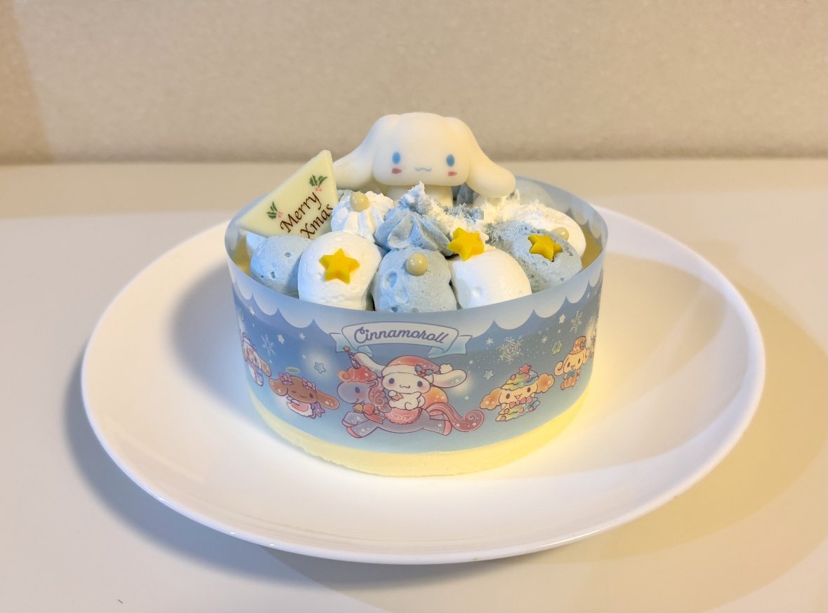 snmoroll_'s tweet photo. 崩れて届いたーーー😭😭😭！！！
でもかわいいし美味しかった👶🏻👶🏻🩷🩷 https://t.co/5xsTmyhrS9