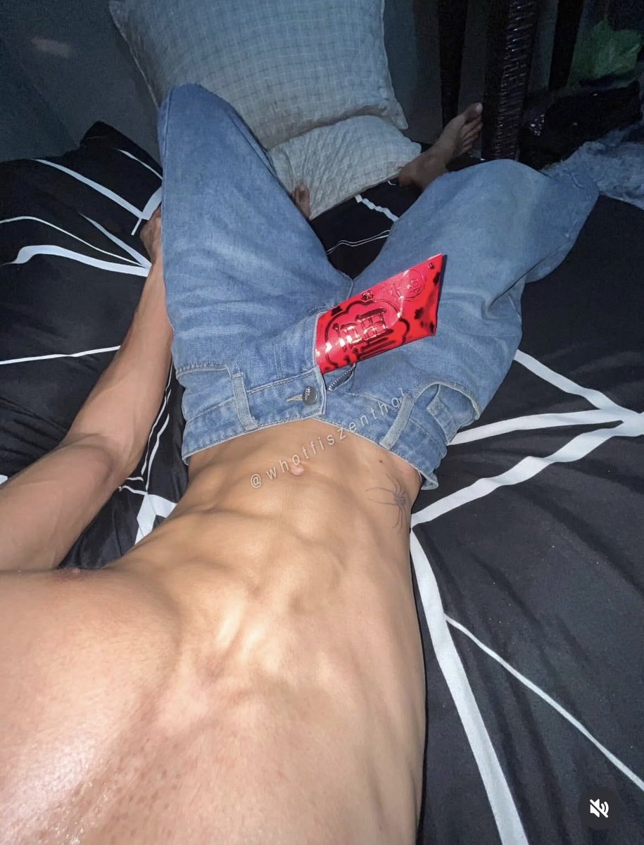 whotfiszentho tweet media