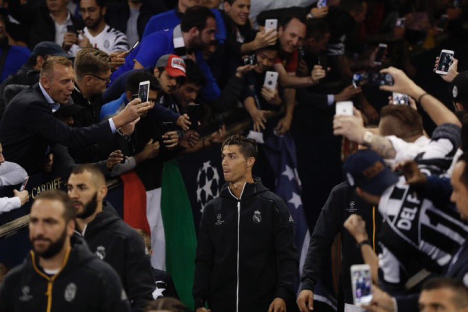 ᴍᴀɴᴜ. tweet media