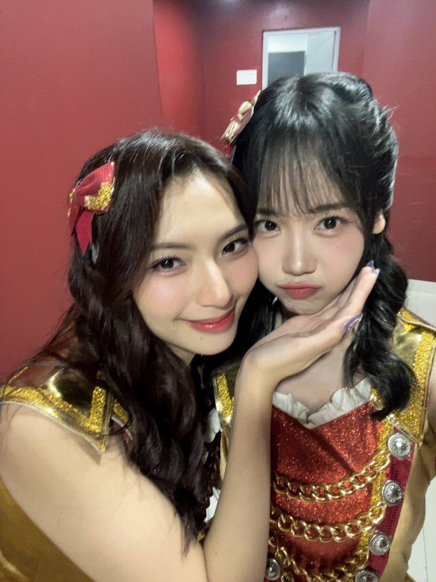 AR_LanaJKT48's tweet image. THANKYOU JAKCLOTH 2025!! #RaBulana 🫶🏻❤️✨