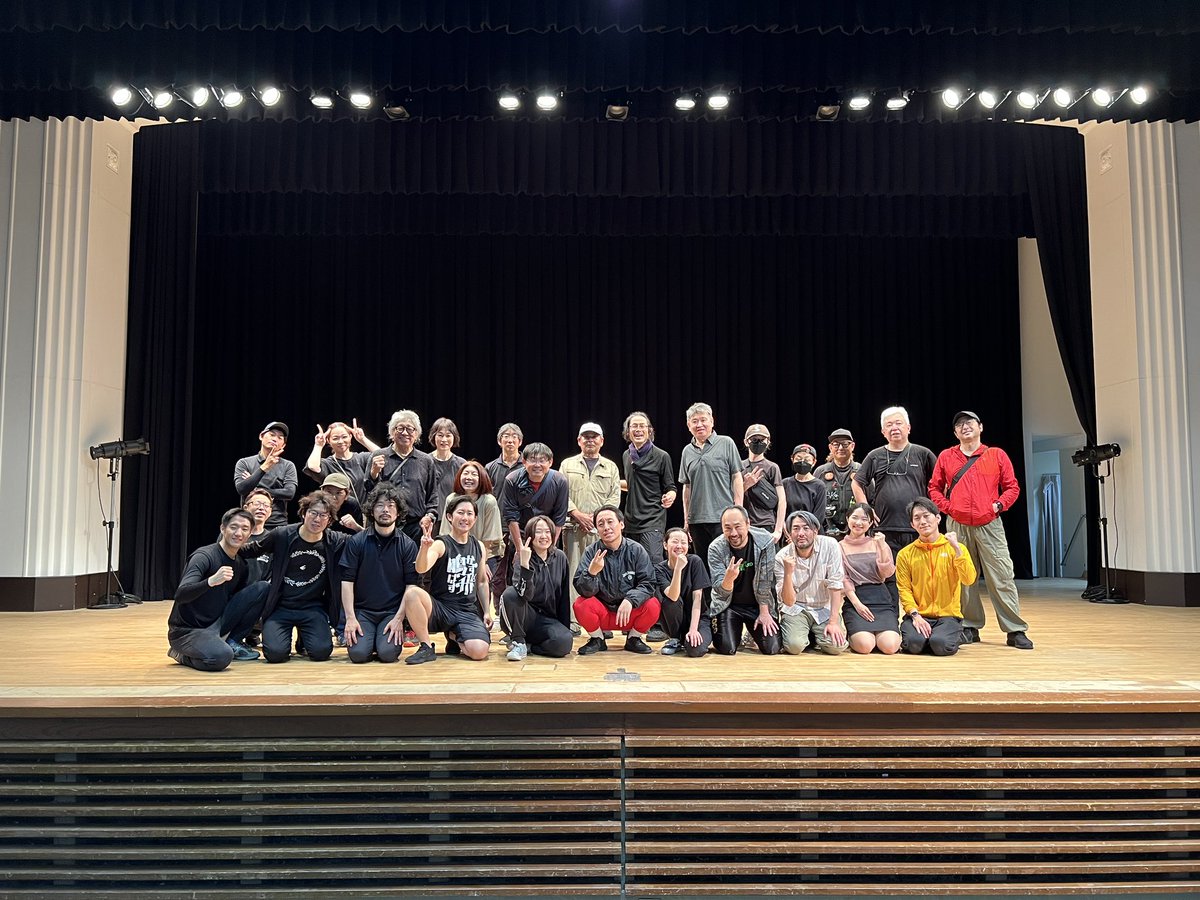 chiwaloha's tweet image. メリークリスマス
ミスターエイタロウ

クリスマスまでエイタロウ
#熊本 #Denkikan  
12/25 ㈭まで
#萩ツインシネマ 
1/9 ㈮まで

予告
youtu.be/0YbV9FKShM8

#映画エイタロウ
#エイタロウ
#演劇
#映画エキストラ
#フィルムコミッション
#西郷隆盛
#西南戦争
#ガスラジ
#池袋シネマロサ
#鹿児島