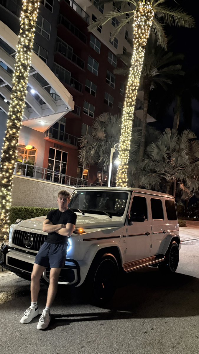 Jace England tweet media