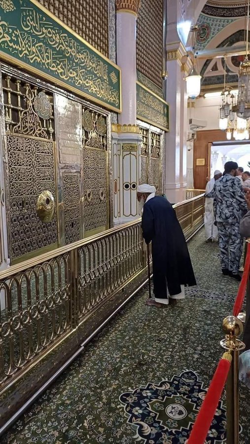 Murtada_M_Taawu's tweet image. As Salāmu 'halayka, Yaa Habibal lah,
As Salāmu halayka Yaa xal bi, Yaa ruuhi,
Yaa Sëyyidi, Yaa Rasulalllahﷺ❤️🥹