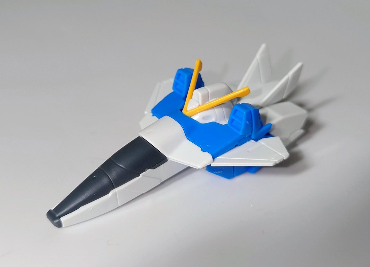 これがわからない HGUCのVガンダムは肘の形状が設定とは大きく異なっていたため個人的に