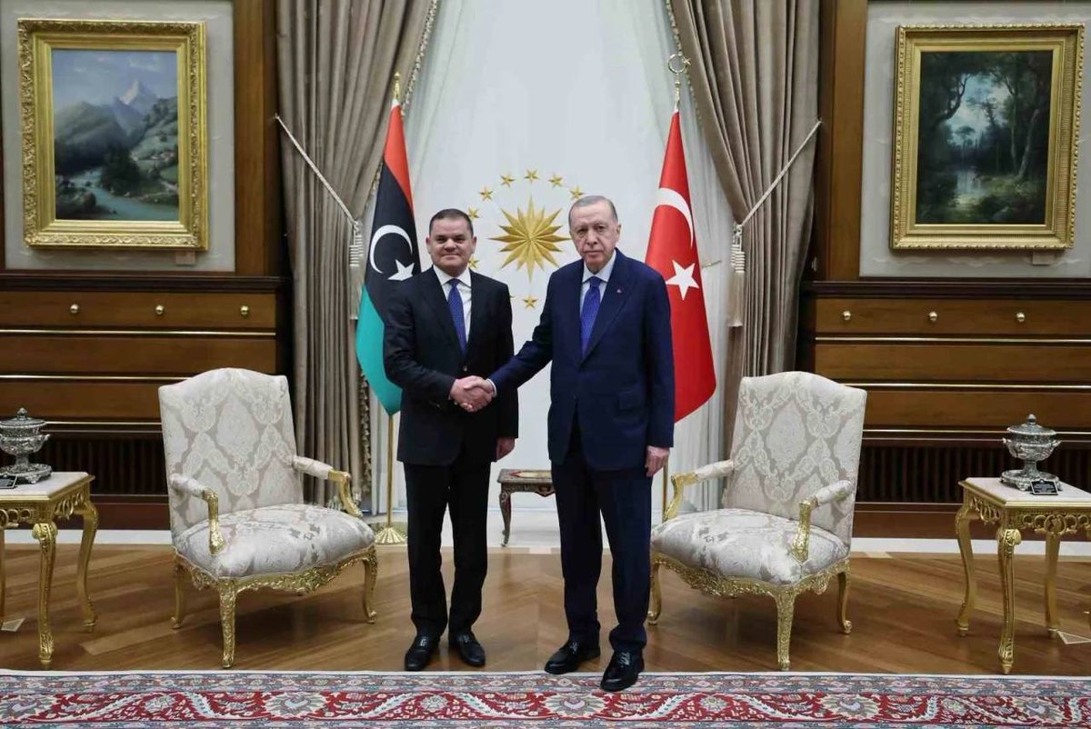 🔴 Cumhurbaşkanı Erdoğan, Libya Başbakanı Abdulhamid Dibeybe ile telefonda görüştü. Görüşmede Erdoğan, Ankara’nın Haymana ilçesinde düşen jet kazasında hayatını kaybeden Libya askeri heyeti için taziye dileklerini iletti.