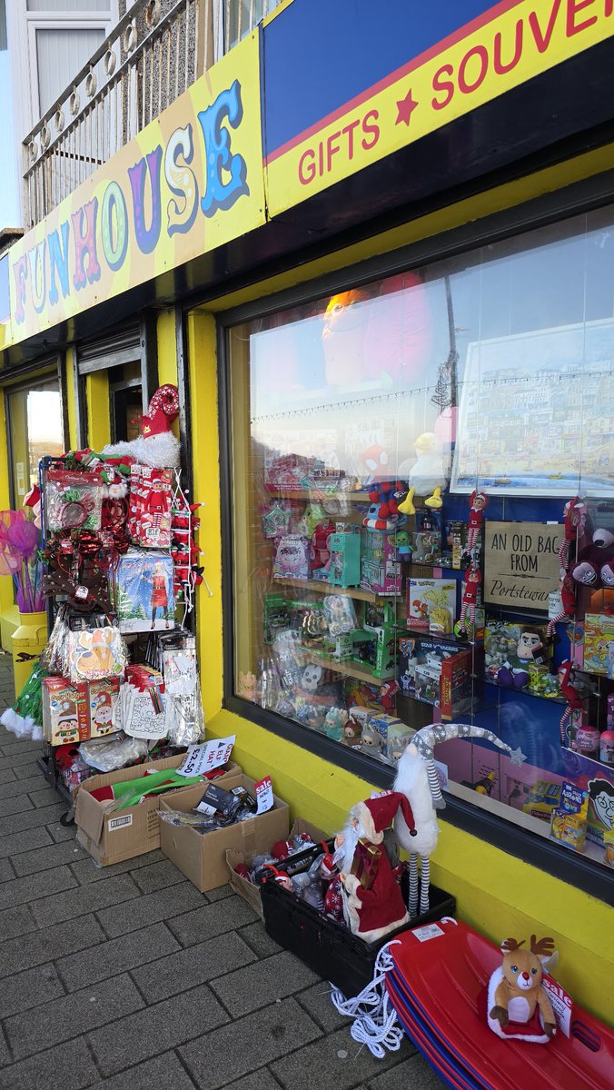 FunhouseShop's tweet image. We're open and ready with all your last minute toys and gifts!