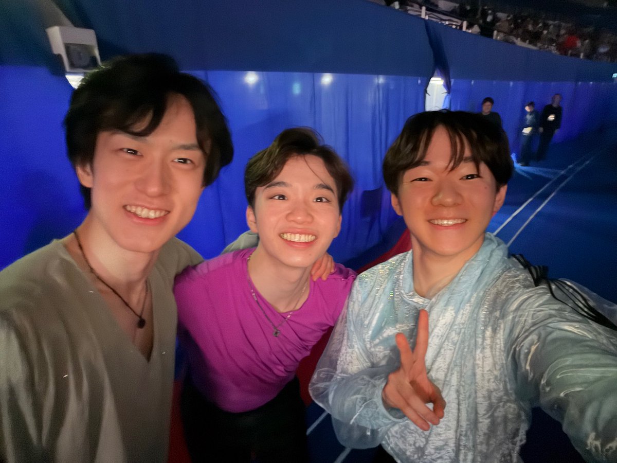 試合や練習で会ったとき、いつも優しく楽しく話してくれる先輩方
スケートも人間としても尊敬するところばかりで、こんな素晴らしい方々と一緒に滑ることができて、本当に周りの環境に恵まれているなと感じています。
（お写真の許可はいただいています🙇‍♂️）