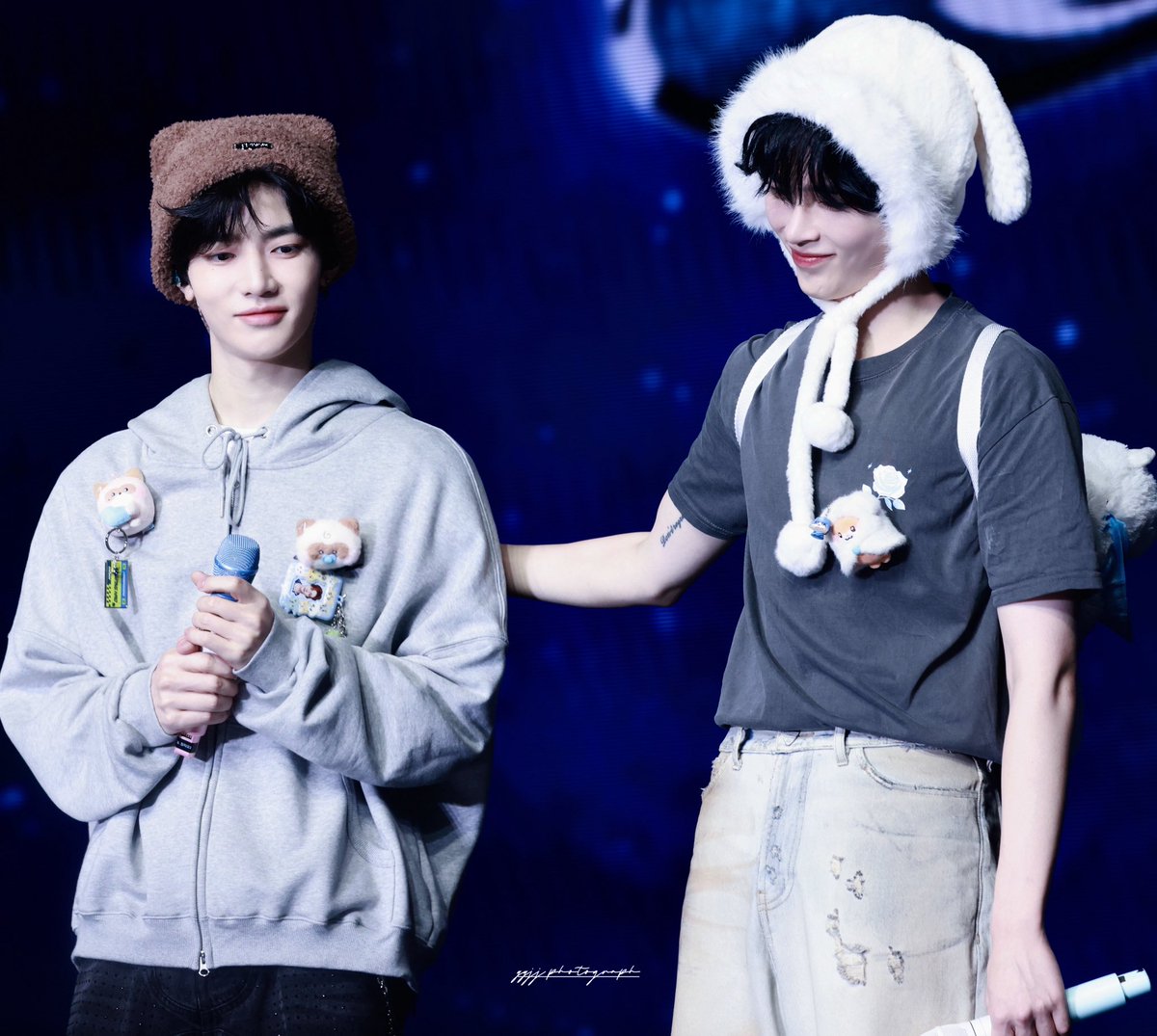 251221 홍콩 HQ

한빈은 제가 한국에서 가장 중요한 사람이에요🥺🫳🏻

#성한빈 #SUNGHANBIN #成韩彬 #ソンハンビン 
#장하오 #ZHANGHAO #章昊 #ジャンハオ 
#ZEROBASEONE #ZB1 #제로베이스원