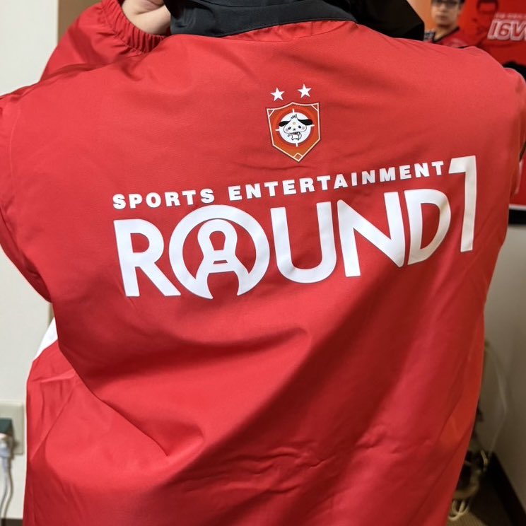 クリスマスプレゼント、ラウンドワンのチームギアにした！もちろん自分用も買いました🙄
#BPLS5 #TeamROUND1