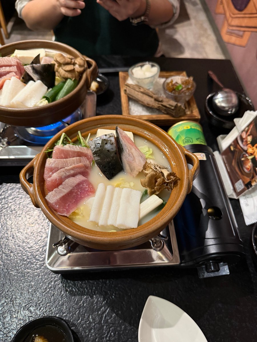 chiminhung's tweet photo. 藝奇日本料理，高雄，台灣 https://t.co/rRRtK3O1Ay