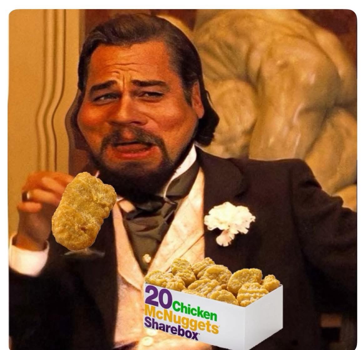 outofcontextfb2's tweet image. Bro is finally fighting for his career thats why he is locking in