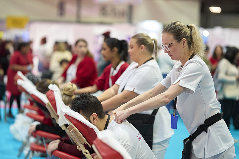 NursingLiveUK's tweet photo. Happy Christmas to you all! ✨

A re cap of Nursing Live 2025: https://t.co/adwUC6IAUf https://t.co/7zU7bUjCNw
