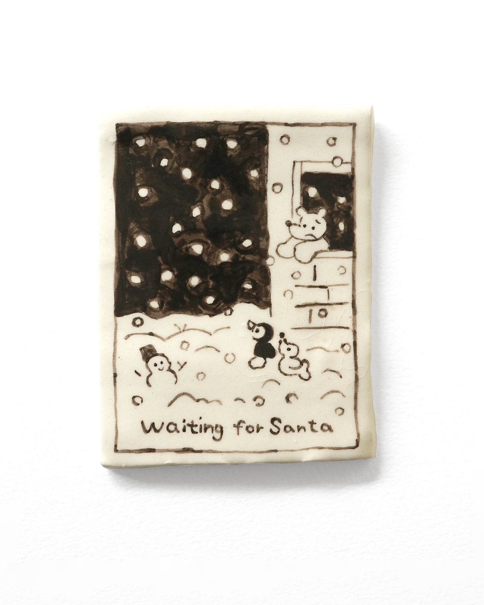 tskkkx's tweet photo. Waiting for Santa https://t.co/OpivJYdEQy
