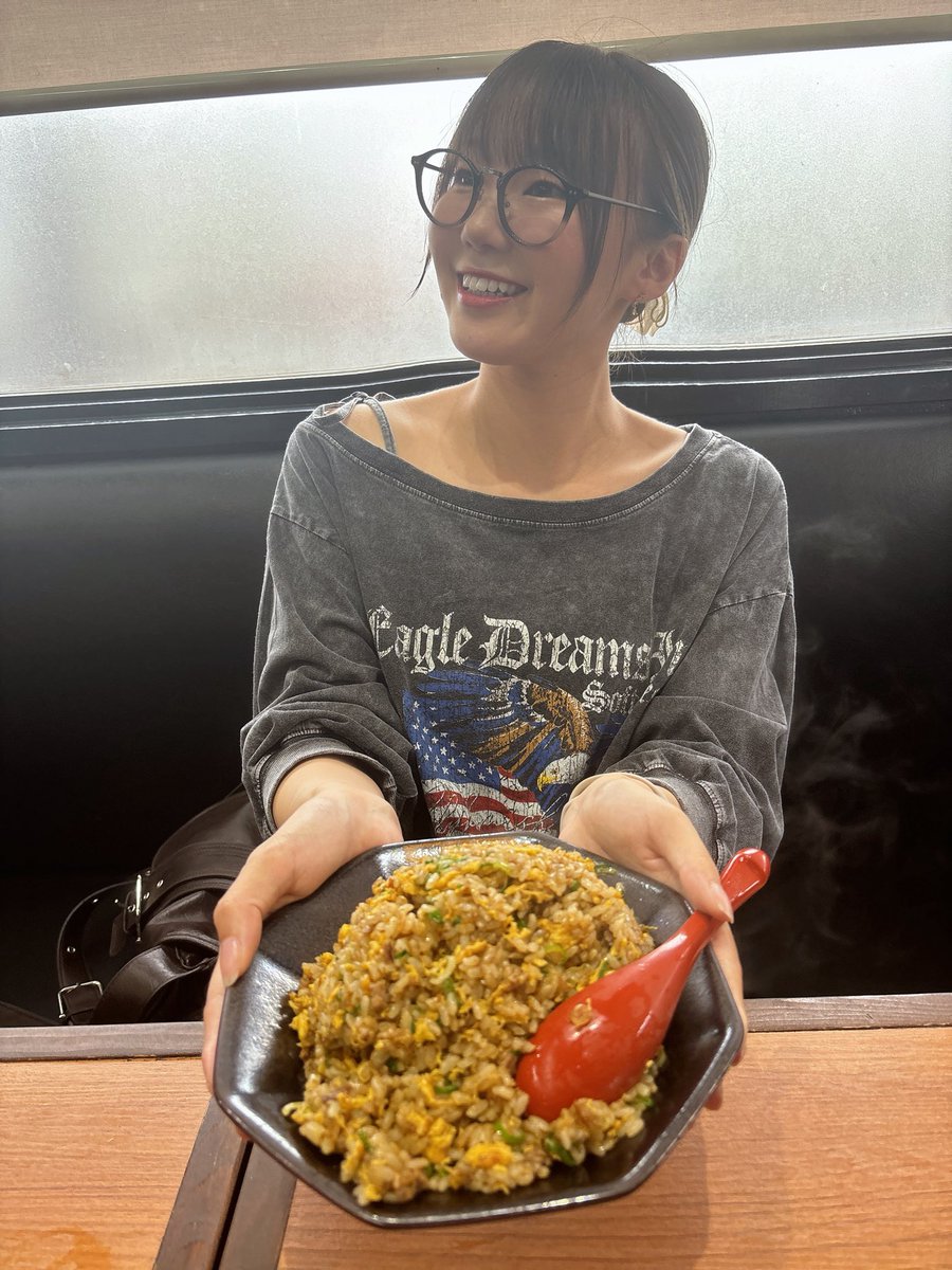 janbari_nene's tweet photo. 2025年も残り1週間🎉

そこで‼️
2025年が終わるまでにフォロワーさん『5000人』を目指しております🐈🐾
みなさま、拡散とフォローしていただけると嬉しいです😳💕
よろしくお願いします🙇🏻‍♀️

（写真は事故画とかいつも載せない写真載せてみた🫣）
#黒木ねね https://t.co/FtQN8QYY8b