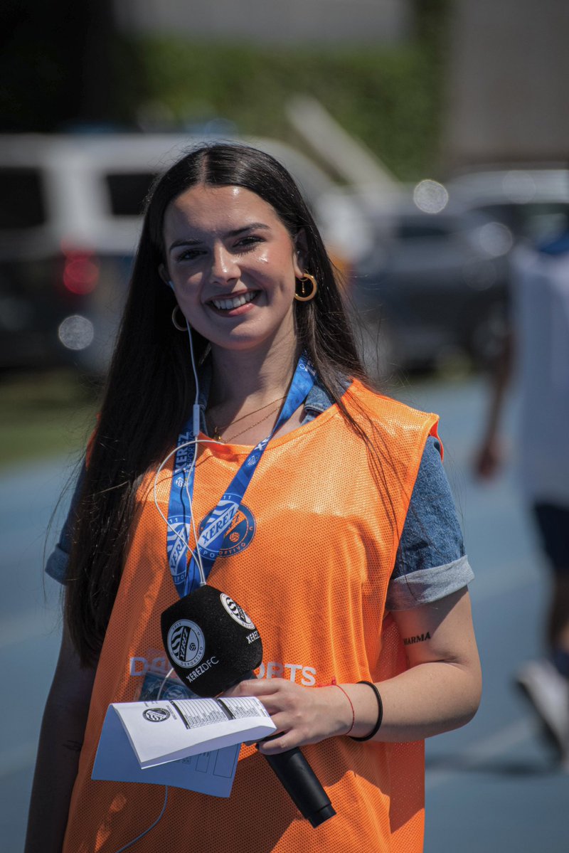 luciaguilarsan's tweet image. Por un 2026 repleto de alegrías en azul y blanco 💙🤍

¡FORZA @XerezDFC!